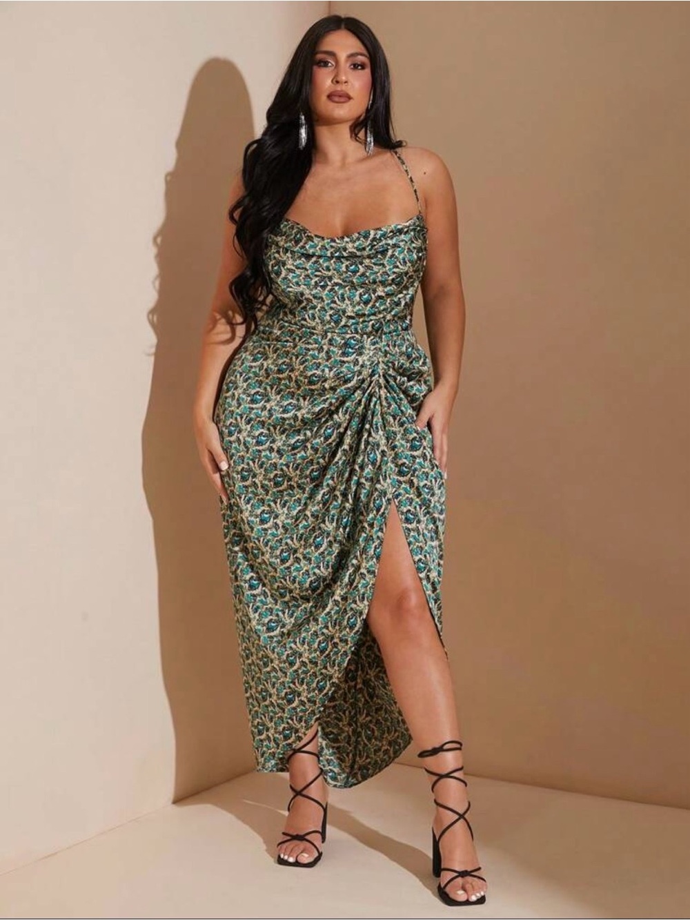 💚 SHEIN Curve Ruched Midi Dress – Size 1XL (14) – With Tags